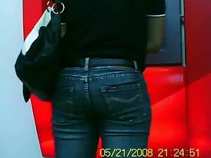 Latina caliente chup ...