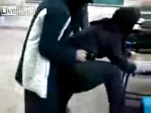 Adolescente pelirroj ...