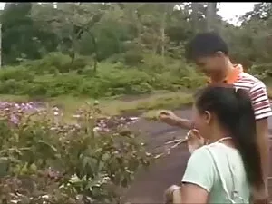 Adolescente inocente ...