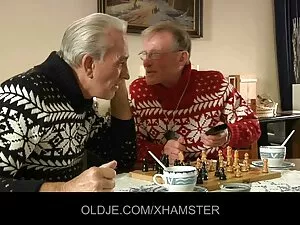 Swinger gangbang muj ...