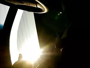 Dane Jones tetas gra ...