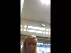 Enorme strapon y vid ...